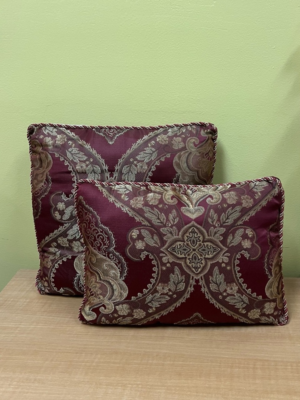 Elegant Burgundy Damask Decorative Throw Pillows - Set of 2